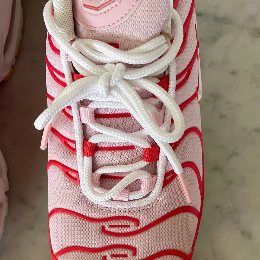 NIKE 2000 Air Max Plus Valentine's Day Pink Red Sneakers Wmns 6 RARE
